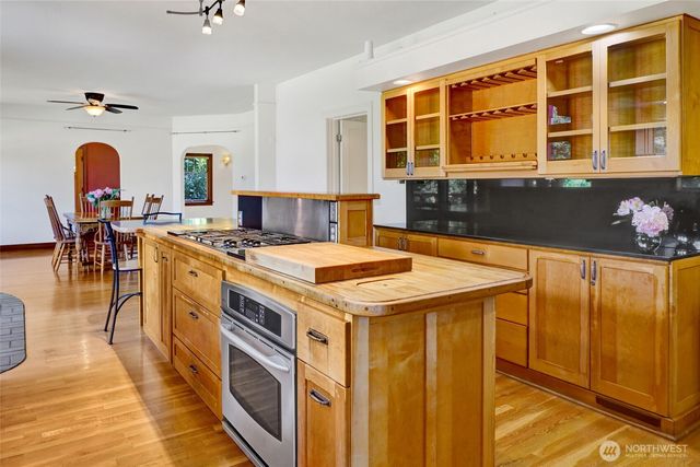 1478 Kelly Road, Bellingham, WA 98226