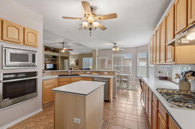 9103 Stone Porch Lane, Houston, TX 77064