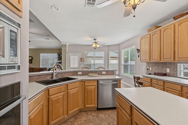 9103 Stone Porch Lane, Houston, TX 77064
