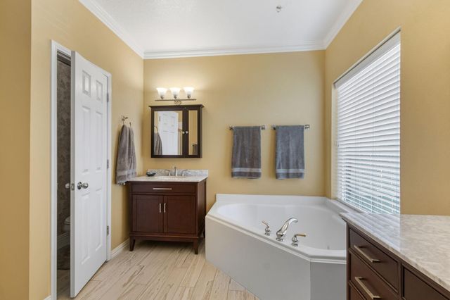 9103 Stone Porch Lane, Houston, TX 77064