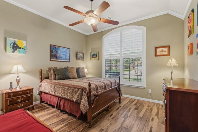 9103 Stone Porch Lane, Houston, TX 77064