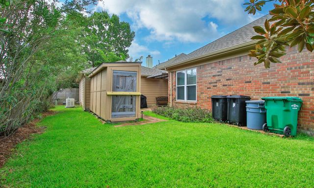 9103 Stone Porch Lane, Houston, TX 77064
