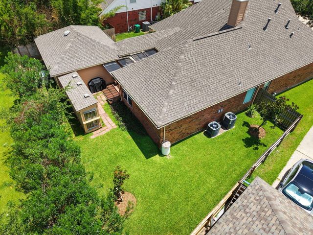 9103 Stone Porch Lane, Houston, TX 77064