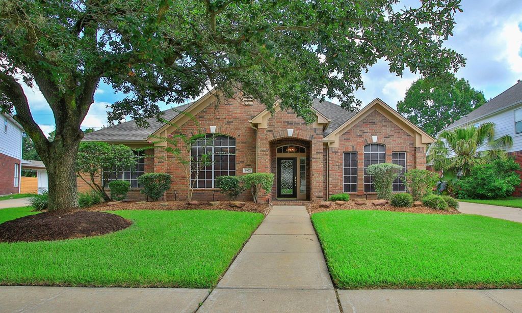 9103 Stone Porch Lane, Houston, TX 77064