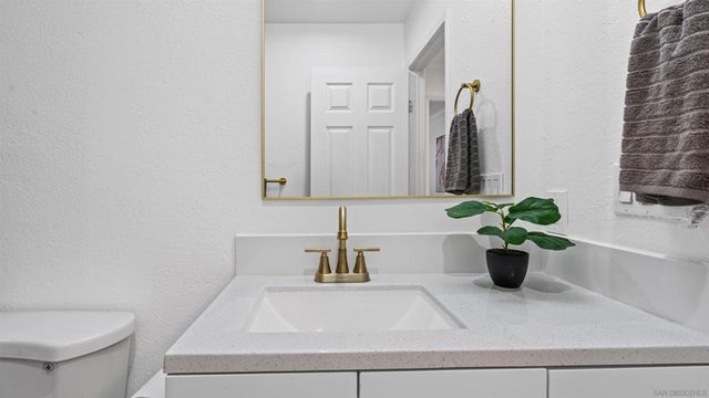 1085 12th St D, Imperial Beach, CA 91932