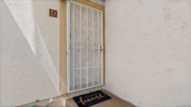 1085 12th St D, Imperial Beach, CA 91932