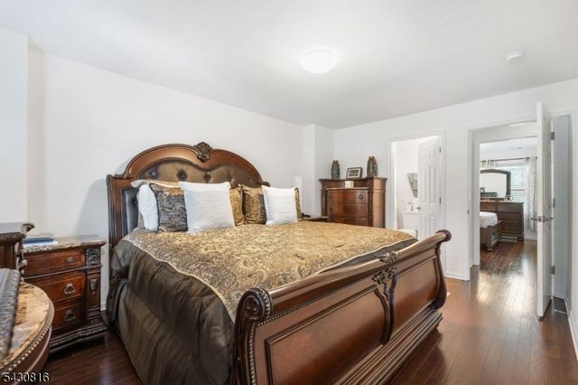 144 E 7Th Ave, Roselle Boro, NJ 07203