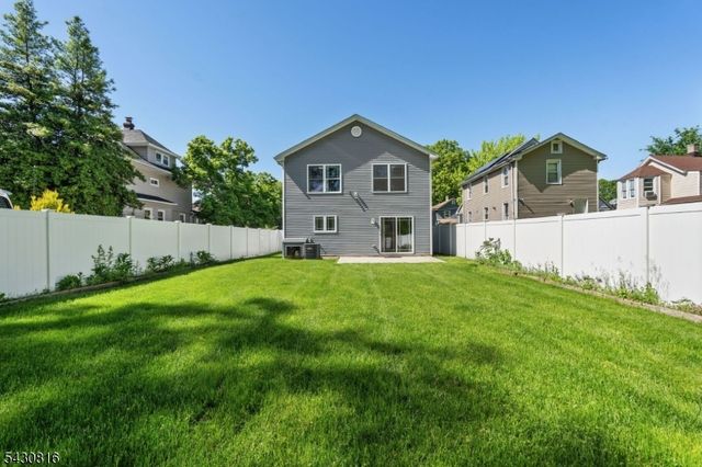 144 E 7Th Ave, Roselle Boro, NJ 07203