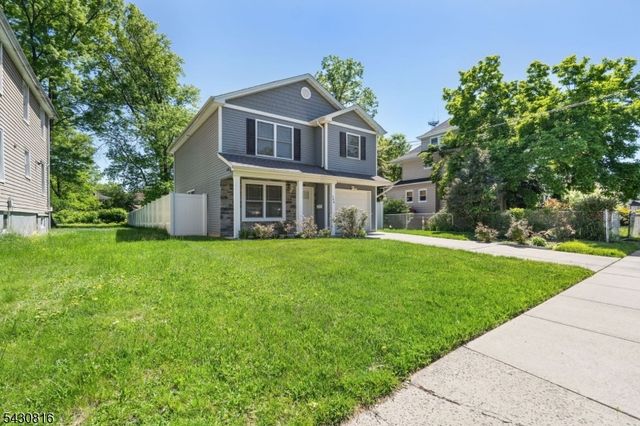 144 E 7Th Ave, Roselle Boro, NJ 07203