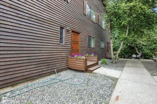 600 W 47th Avenue, #B, Anchorage, AK 99503