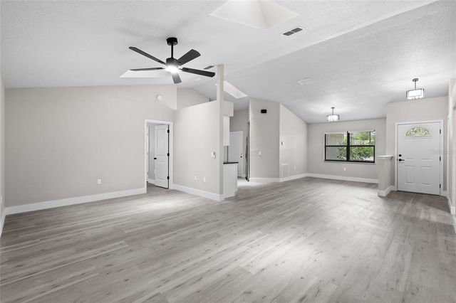 281 E COUNTRY CLUB DRIVE, Williston, FL 32696