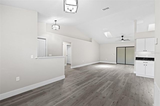 281 E COUNTRY CLUB DRIVE, Williston, FL 32696