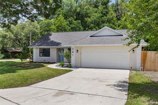 281 E COUNTRY CLUB DRIVE, Williston, FL 32696