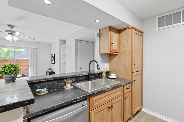 12955 Woodforest Boulevard 19, Houston, TX 77015