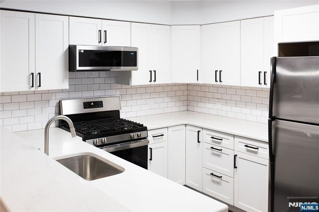 212 Westchester Court 3507, Union, NJ 07083