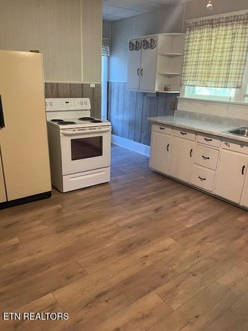 8749 Wilderness Rd, Ewing, VA 24248