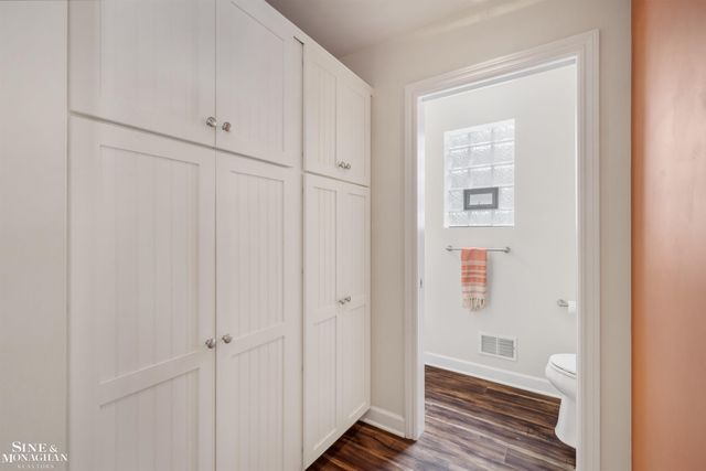 407 Lothrop Road, Grosse Pointe Farms, MI 48236