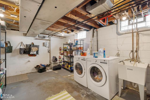407 Lothrop Road, Grosse Pointe Farms, MI 48236