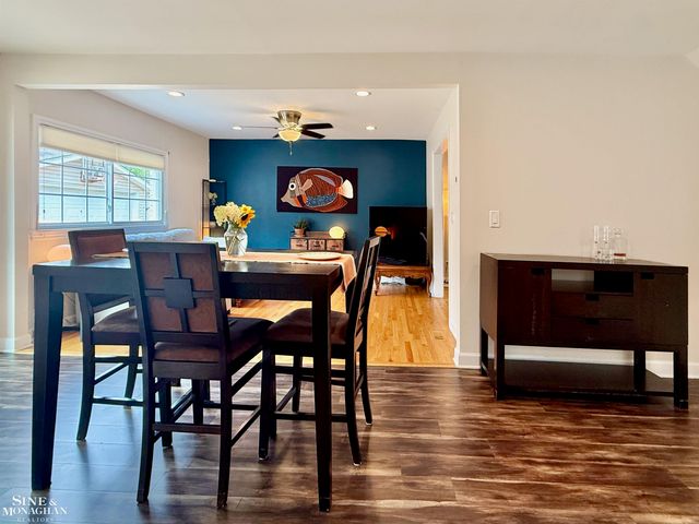 407 Lothrop Road, Grosse Pointe Farms, MI 48236