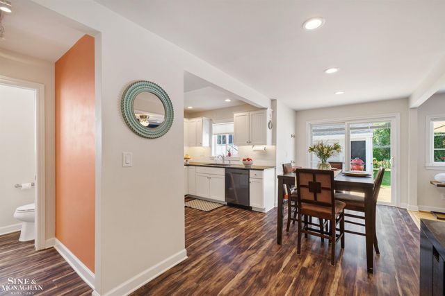 407 Lothrop Road, Grosse Pointe Farms, MI 48236