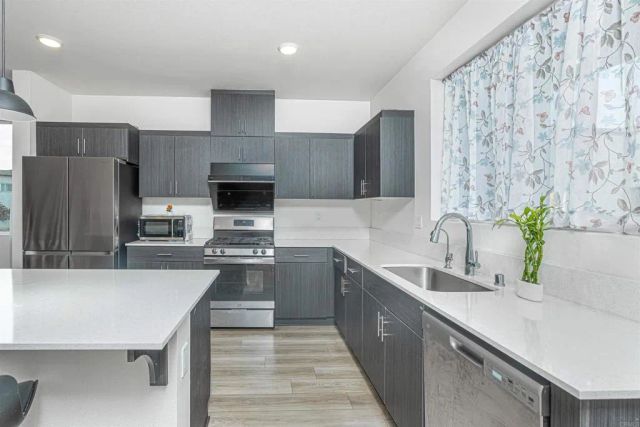 5236 Beachfront 83, San Diego, CA 92154