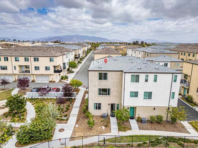 5236 Beachfront 83, San Diego, CA 92154