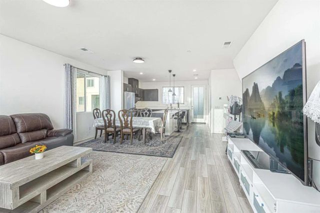 5236 Beachfront 83, San Diego, CA 92154