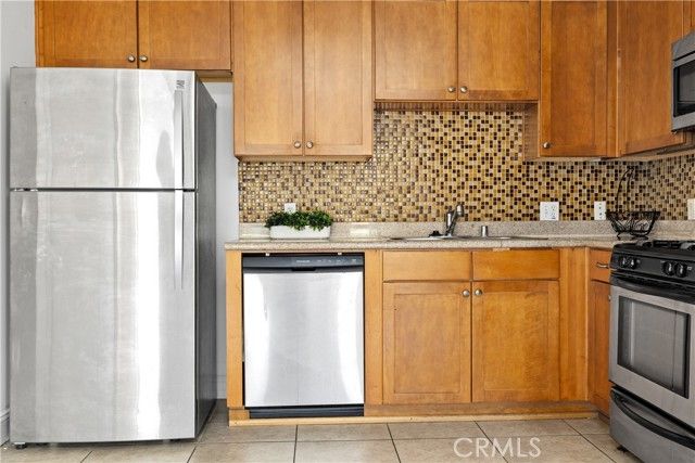 6938 Laurel Canyon Blvd 304, North Hollywood (los Angeles), CA 91605