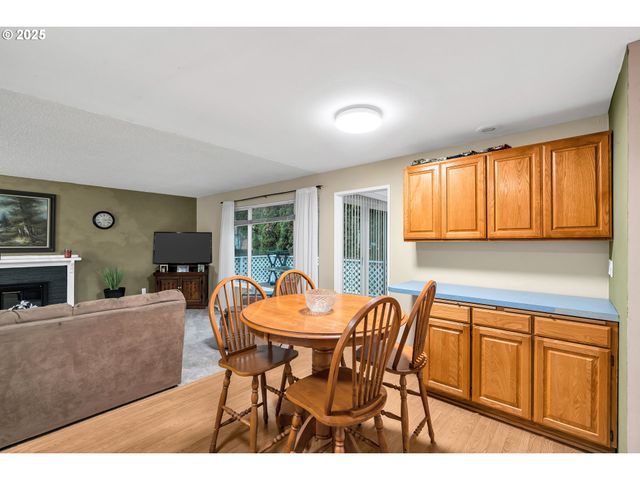 2390 Ne SPRUCE Ave, Gresham, OR 97030