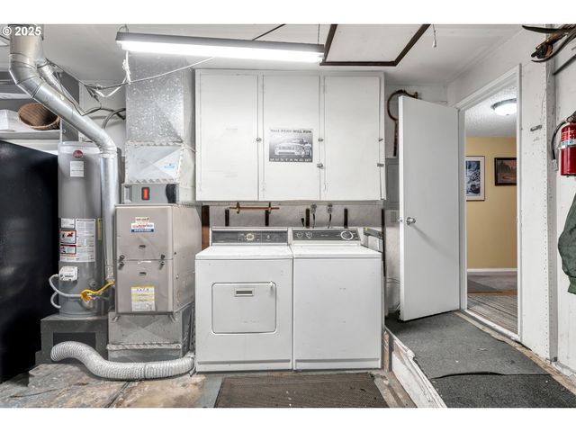 2390 Ne SPRUCE Ave, Gresham, OR 97030