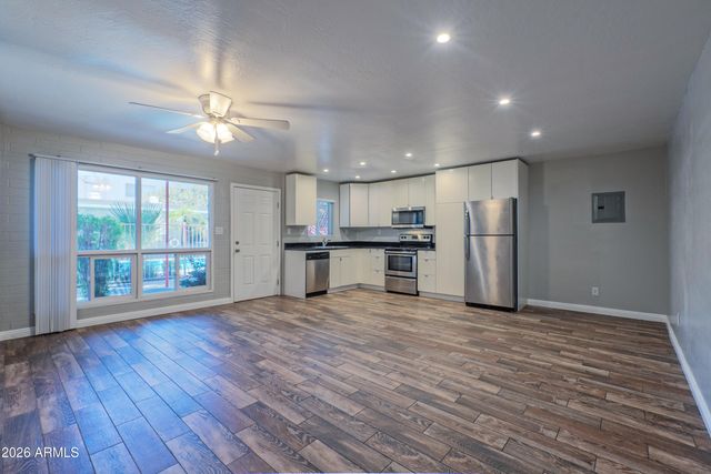 3611 N 5TH Avenue, Phoenix, AZ 85013