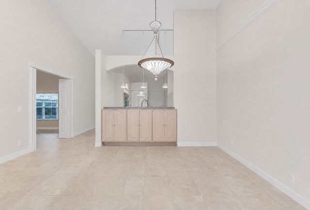 8482 Logia Circle, Boynton Beach, FL 33472