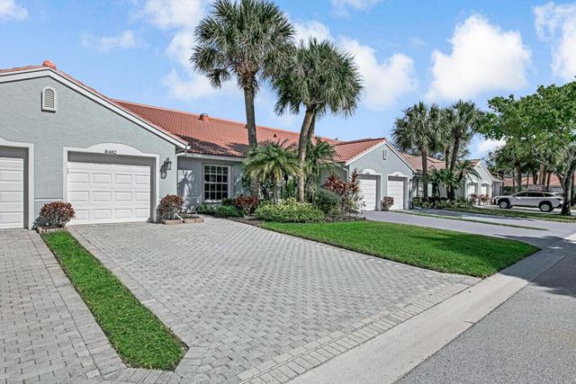 8482 Logia Circle, Boynton Beach, FL 33472