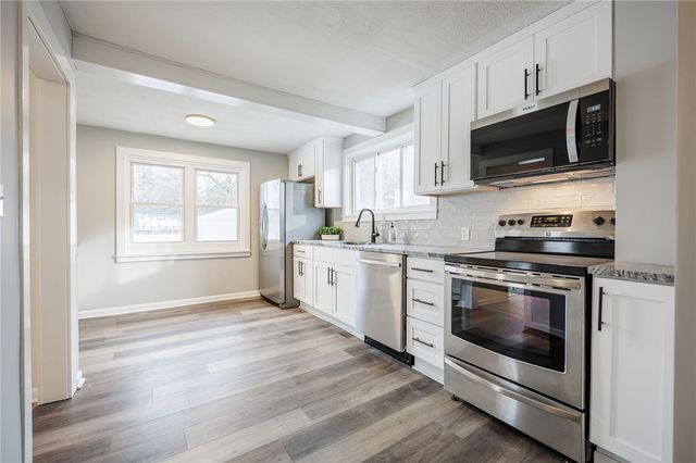 40 Montcalm Drive, Irondequoit, NY 14617