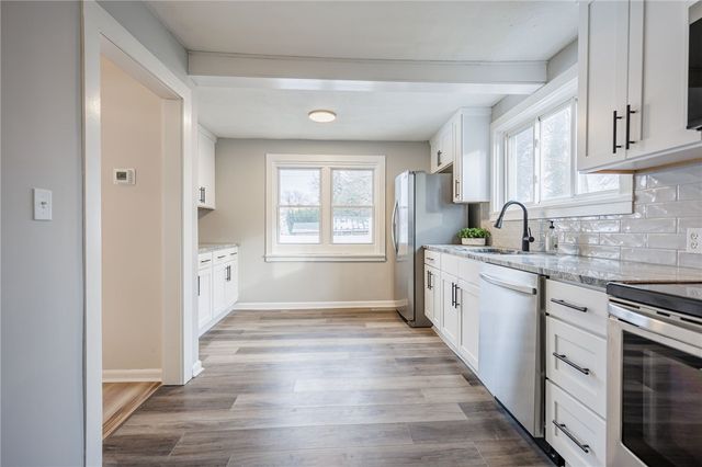 40 Montcalm Drive, Irondequoit, NY 14617