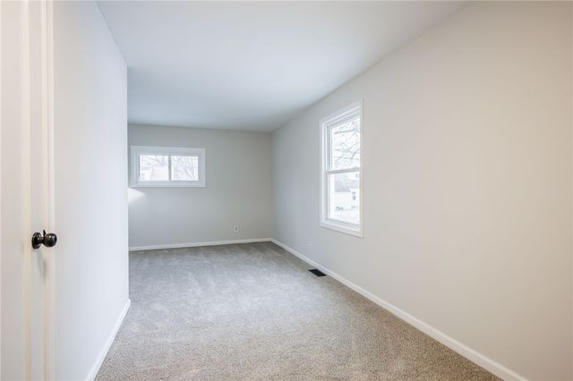 40 Montcalm Drive, Irondequoit, NY 14617