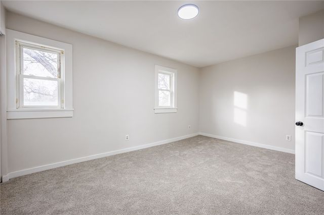 40 Montcalm Drive, Irondequoit, NY 14617