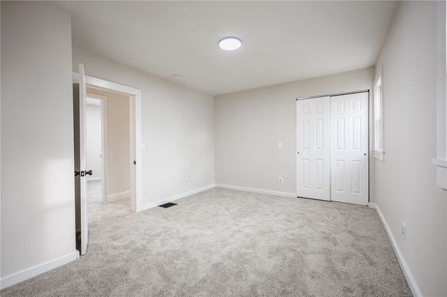 40 Montcalm Drive, Irondequoit, NY 14617