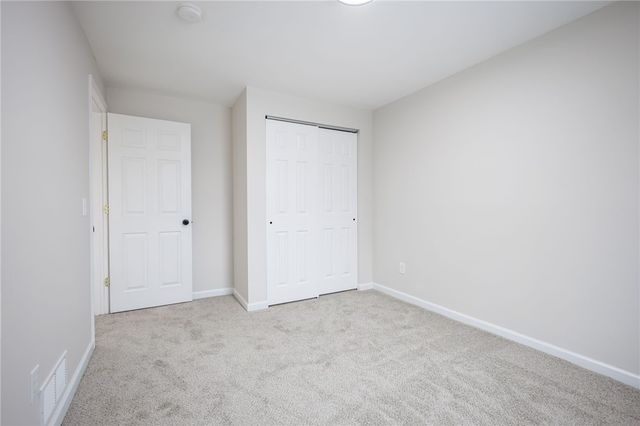 40 Montcalm Drive, Irondequoit, NY 14617