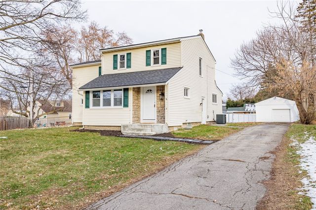 40 Montcalm Drive, Irondequoit, NY 14617