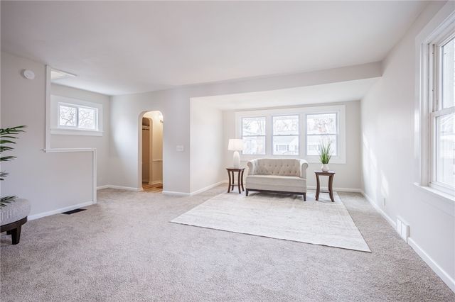 40 Montcalm Drive, Irondequoit, NY 14617