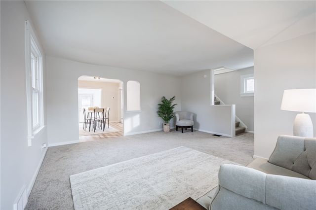 40 Montcalm Drive, Irondequoit, NY 14617