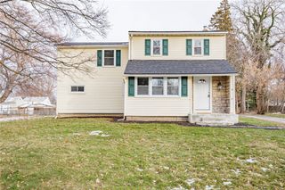 40 Montcalm Drive, Irondequoit, NY 14617