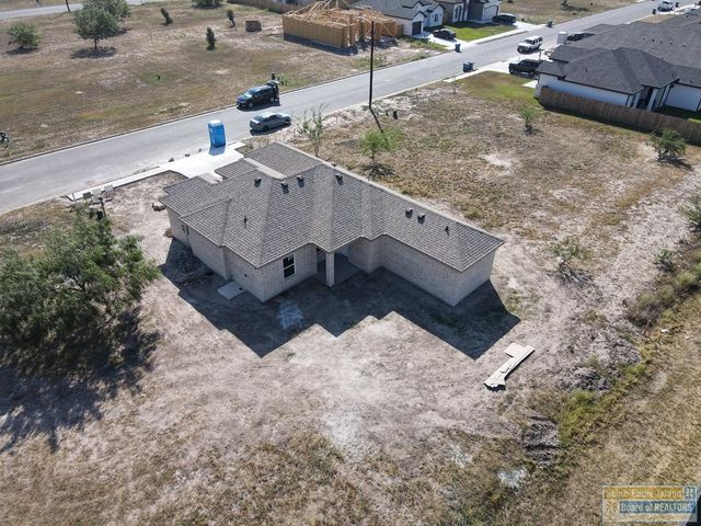 2702 Juan Castillo Ave., Port Isabel, TX 78578