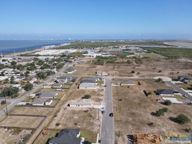 2702 Juan Castillo Ave., Port Isabel, TX 78578