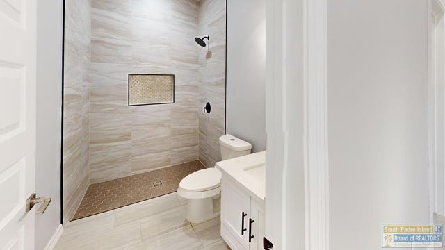 2702 Juan Castillo Ave., Port Isabel, TX 78578