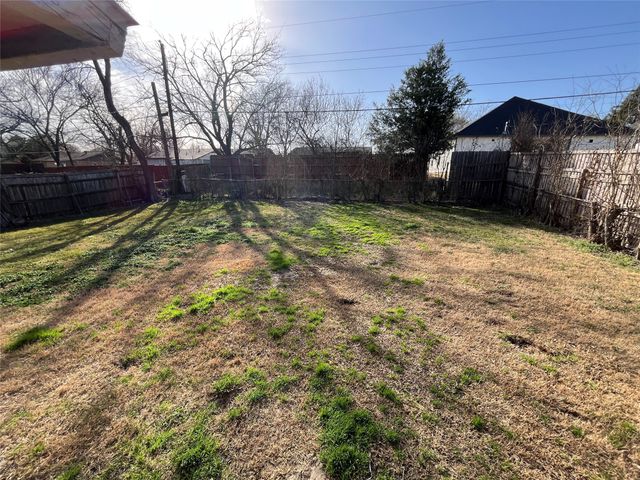 817 Lilac Lane, Mesquite, TX 75149