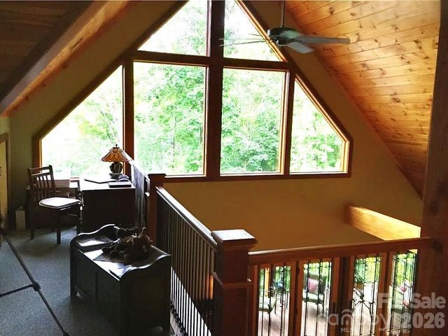 811 Hemlock Drive, Newland, NC 28657