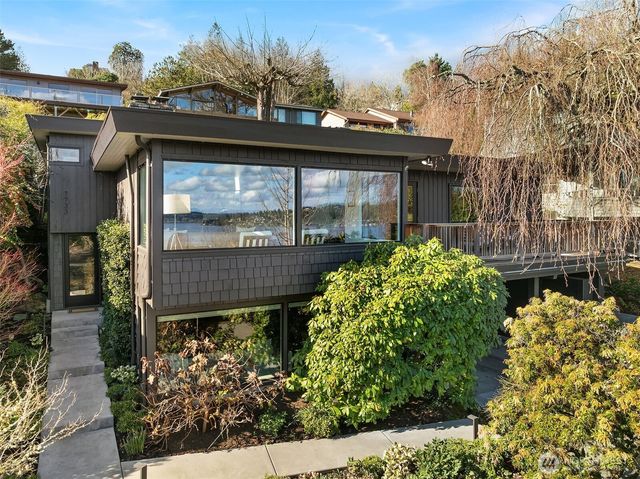 7733 58th Avenue NE, Seattle, WA 98115