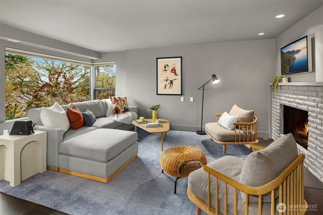 7733 58th Avenue NE, Seattle, WA 98115